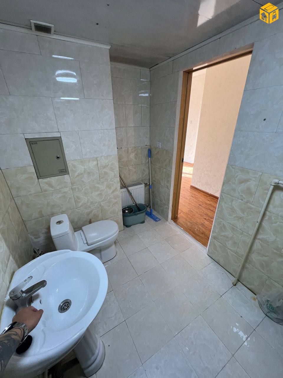 Орон сууц 2 өрөө