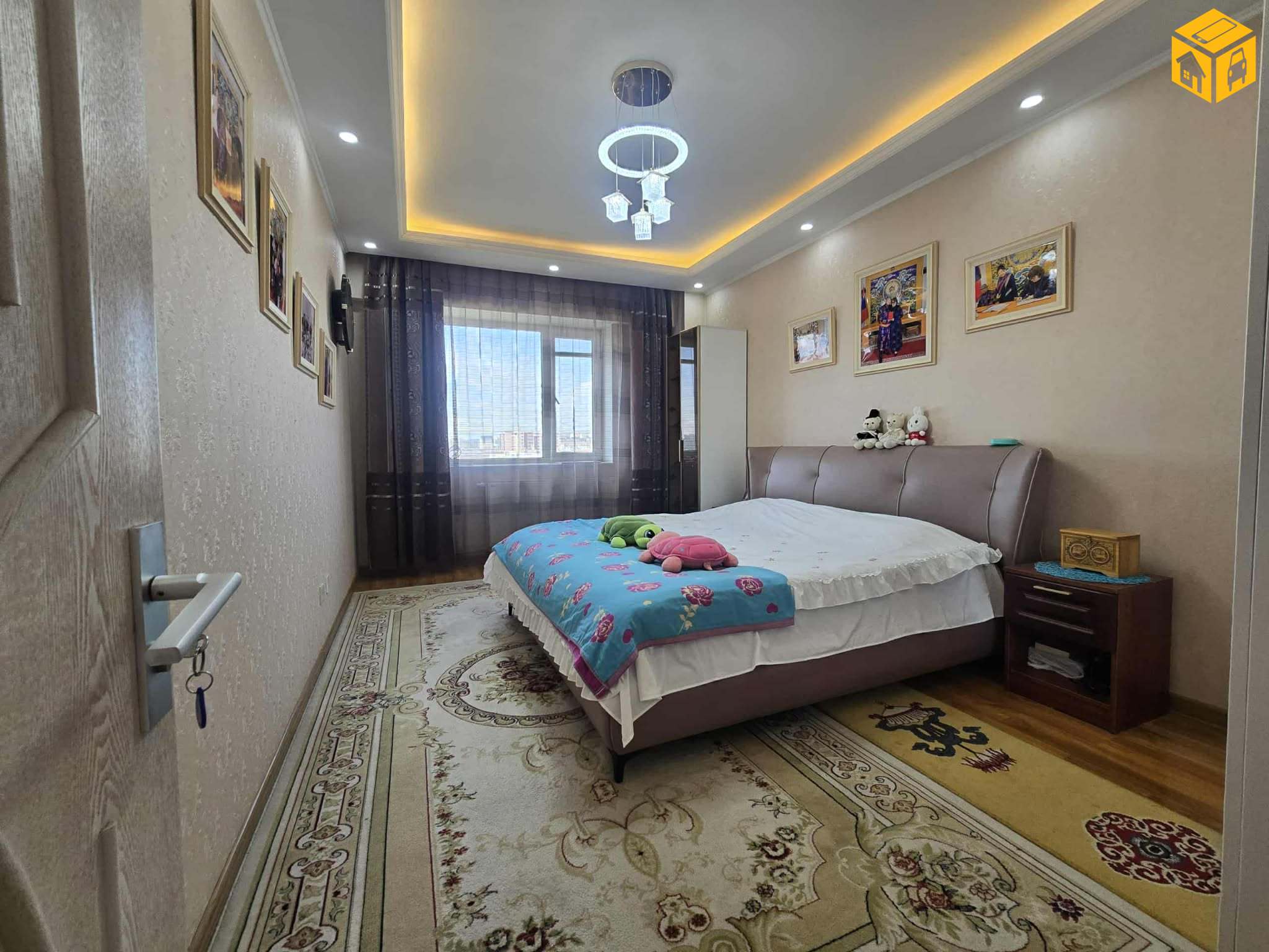 Орон сууц 3 өрөө