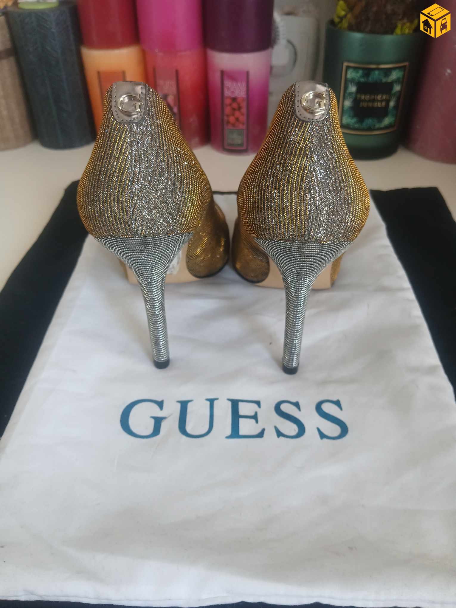 Guess хамелеон өнгөтэй 37 размер туфль